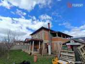 Casa la rosu 6 camere, Chisoda - ID V4970