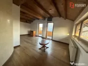 Casa individuala cu 10 camere si piscina, in Dumbravita - ID