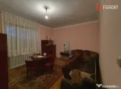Duplex cu 3 camere si teren de 450 mp la curte comuna, zona 
