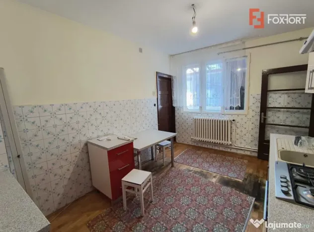 Duplex cu 3 camere si teren de 450 mp la curte comuna, zona - Timisoara (Timis)