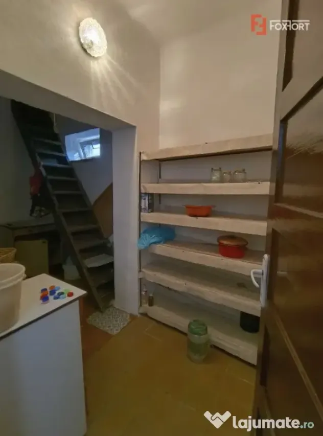 Duplex cu 3 camere si teren de 450 mp la curte comuna, zona - Timisoara (Timis)