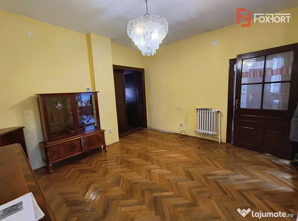 Duplex cu 3 camere si teren de 450 mp la curte comuna, zona - Timisoara (Timis)