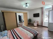 Apartament de 65 mp la curte, zona Iosefin 