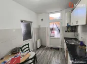Apartament de 65 mp la curte, zona Iosefin 