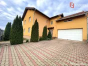 Casa individuala de vanzare, 250 mp, intrare in Dumbravita - 