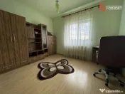 Casa individuala de vanzare, 250 mp, intrare in Dumbravita - 
