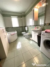 Casa individuala de vanzare, 250 mp, intrare in Dumbravita - 
