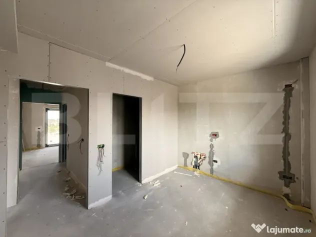Apartament SD de 2 camere, 63 mp, la cheie, et. 3, zona Ford - Craiova (Dolj)