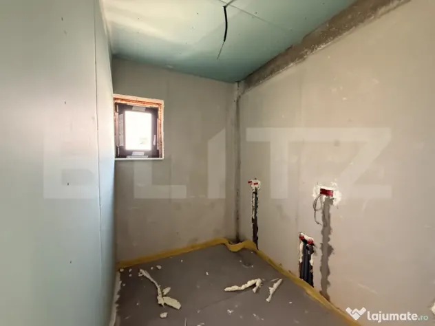 Apartament SD de 2 camere, 63 mp, la cheie, et. 3, zona Ford - Craiova (Dolj)