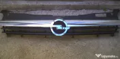 grila radiator Opel Astra H 200 lei 