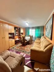 Apartament 2 camere, decomandat, zona str. Crinilor 