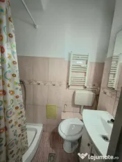 Aparatorii patriei etaj 1 micuta cocheta 