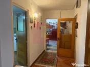 Apartament 3 camere Drumul Sarii. 
