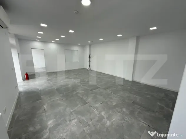 Spațiu comercial 200 mp | Bd. Muncii | Panou publicitar | 5 - Cluj-Napoca (Cluj)