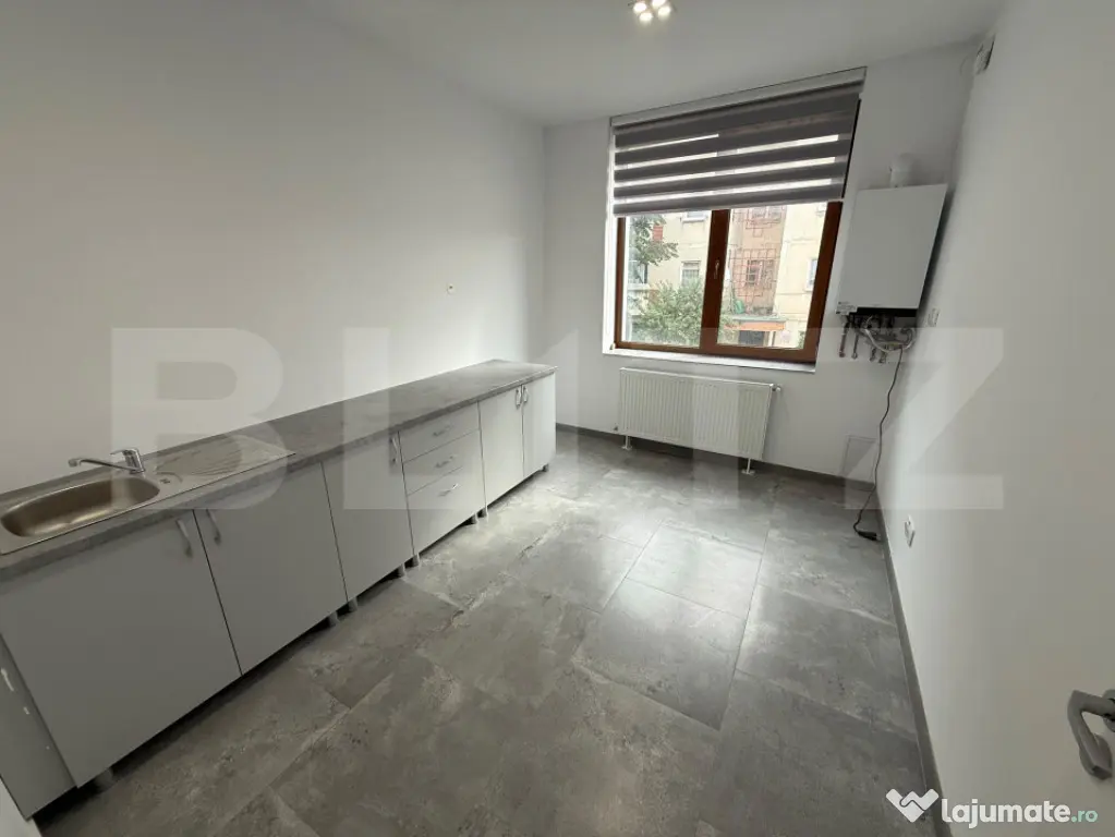 Spațiu comercial 200 mp | Bd. Muncii | Panou publicitar | 5 - Cluj-Napoca (Cluj)