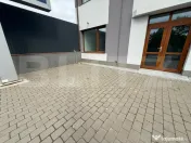 Spațiu comercial 200 mp | Bd. Muncii | Panou publicitar | 5 