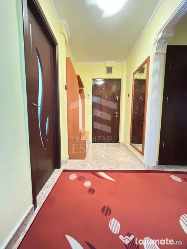 Ap. 3 camere decomandat Năvodari Str. Delfinului + loc parcare - Navodari (Constanta)