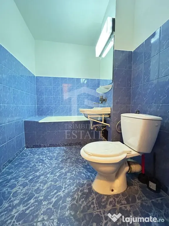 Ap. 3 camere decomandat Năvodari Str. Delfinului + loc parcare - Navodari (Constanta)