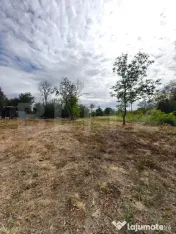 Teren intravilan 2.595 mp | 2 fronturi | Utilități in zona