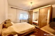 Apartament 3 camere,parter,2 bai,Cetate
