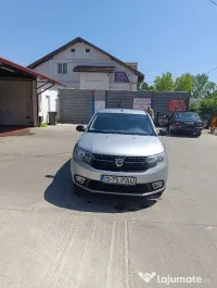 Vând Dacia Logan 