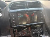Jaguar F-Pace 20d Pure AWD 