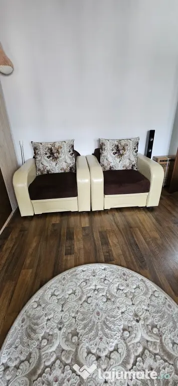 Vand canapea extensibilă si 2 fotolii