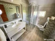 Mamaia-Sat/Pensiune cu 13 camere la cheie/Investiție/Venit 
