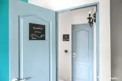 Executive Corner Office | Tavan Inalt, Ferestre Mari | Gara 