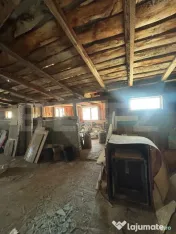 Spațiu comercial cu multiple încăperi, fost atelier, zon? 