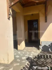 Spațiu comercial cu multiple încăperi, fost atelier, zon? 