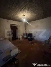 Spațiu comercial cu multiple încăperi, fost atelier, zon? 