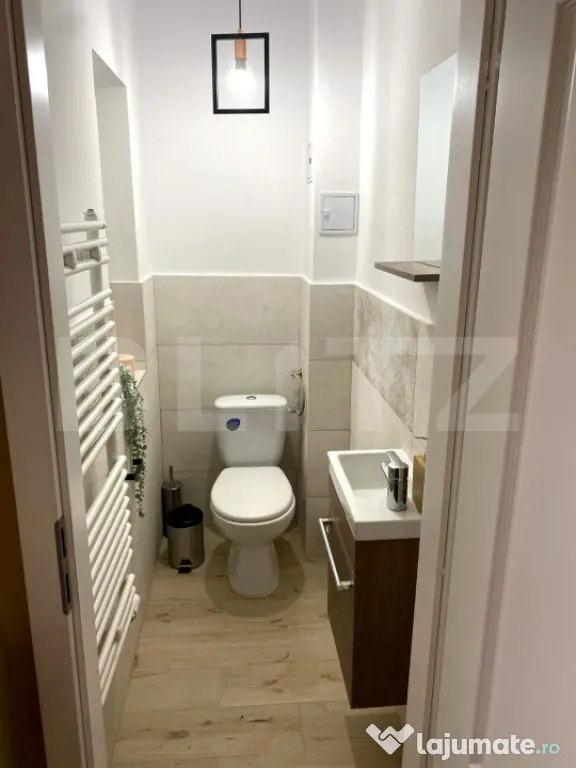 Clădire istorică consolidată, locuință sau business, ul