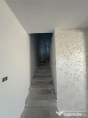 CASA SPATIOASA 4 DORMITOARE BUCATARIE INCHISA ZONA SERENA AS 