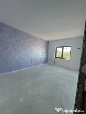 CASA SPATIOASA 4 DORMITOARE BUCATARIE INCHISA ZONA SERENA AS 