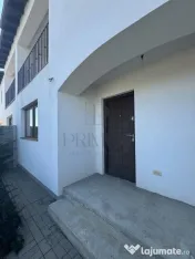 CASA SPATIOASA 4 DORMITOARE BUCATARIE INCHISA ZONA SERENA AS 