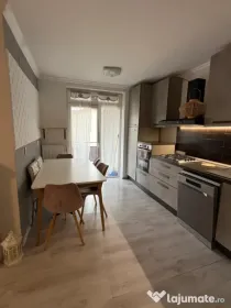 Apartament cu 3 camere 70 mp in Floresti zona Tineretului