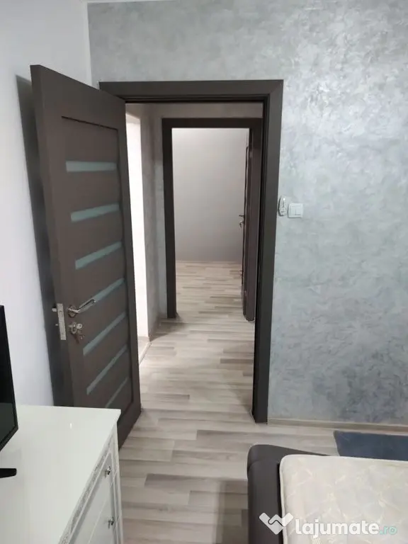APARTAMENT 3 CAMERE – MICRO 17 – RENOVAT – ETAJ 3/4 – 64 MP - Galati (Galati)