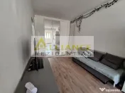 2 CAM STUDIO 200m METROU DIMITRIE LEONIDA BOXA INCLUSA