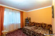 FILM! Apartament mobilat, cu 2 camere, etaj 1, central dar l