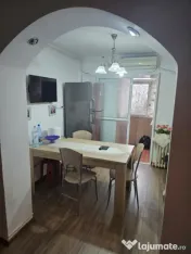 Ofer spre inchiriere apartament cu 2 camere decomandat Casa 