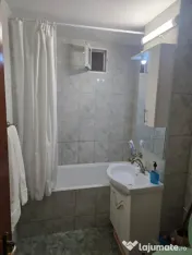 Ofer spre inchiriere apartament cu 2 camere decomandat Casa 
