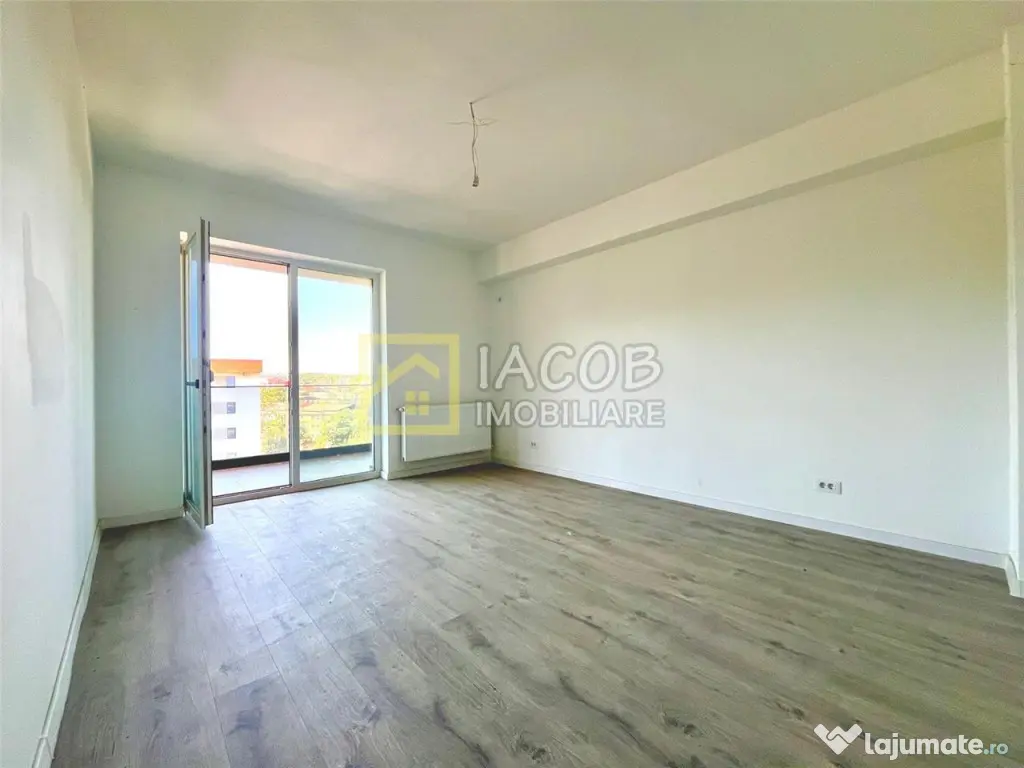 Iasi, Manta Rosie 16, apartamente 2 camere decomandate - Iasi (Brasov)