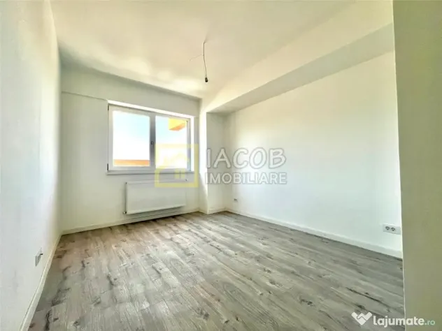 Iasi, Manta Rosie 16, apartamente 2 camere decomandate - Iasi (Brasov)