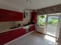 APARTAMENT 3 CAMERE,SPATIOS LUMINOS,UTILAT COMPLET 
