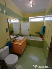 APARTAMENT 3 CAMERE,SPATIOS LUMINOS,UTILAT COMPLET