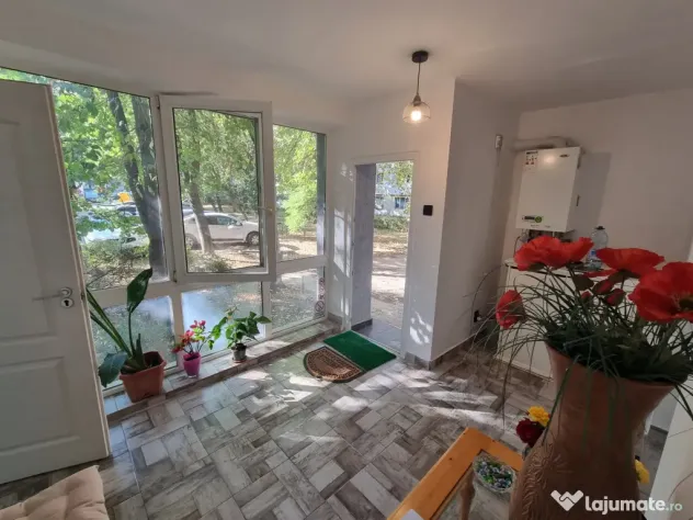 ULTRACENTRAL - Salon beauty funcțional-46 mp utili -intrare - Bacau (Bacau)