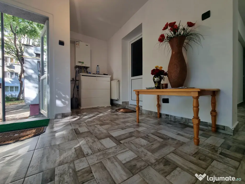 ULTRACENTRAL - Salon beauty funcțional-46 mp utili -intrare - Bacau (Bacau)