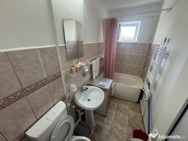 Apartament 2 camere zona Casa de Cultura cu Centrala - Constanta (Constanta)