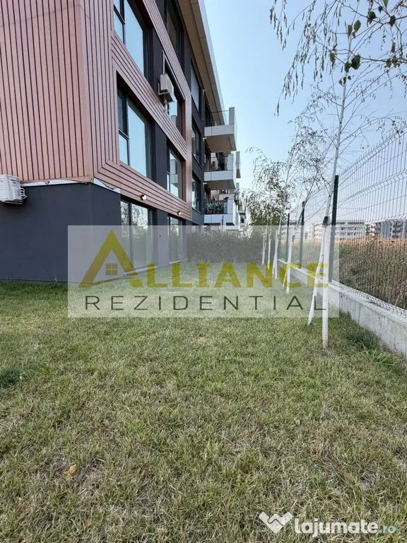 APARTAMENT 4 CAMERE DE VÂNZARE CU CURTE DE 279 MP - Bucuresti (Bucuresti-Ilfov)